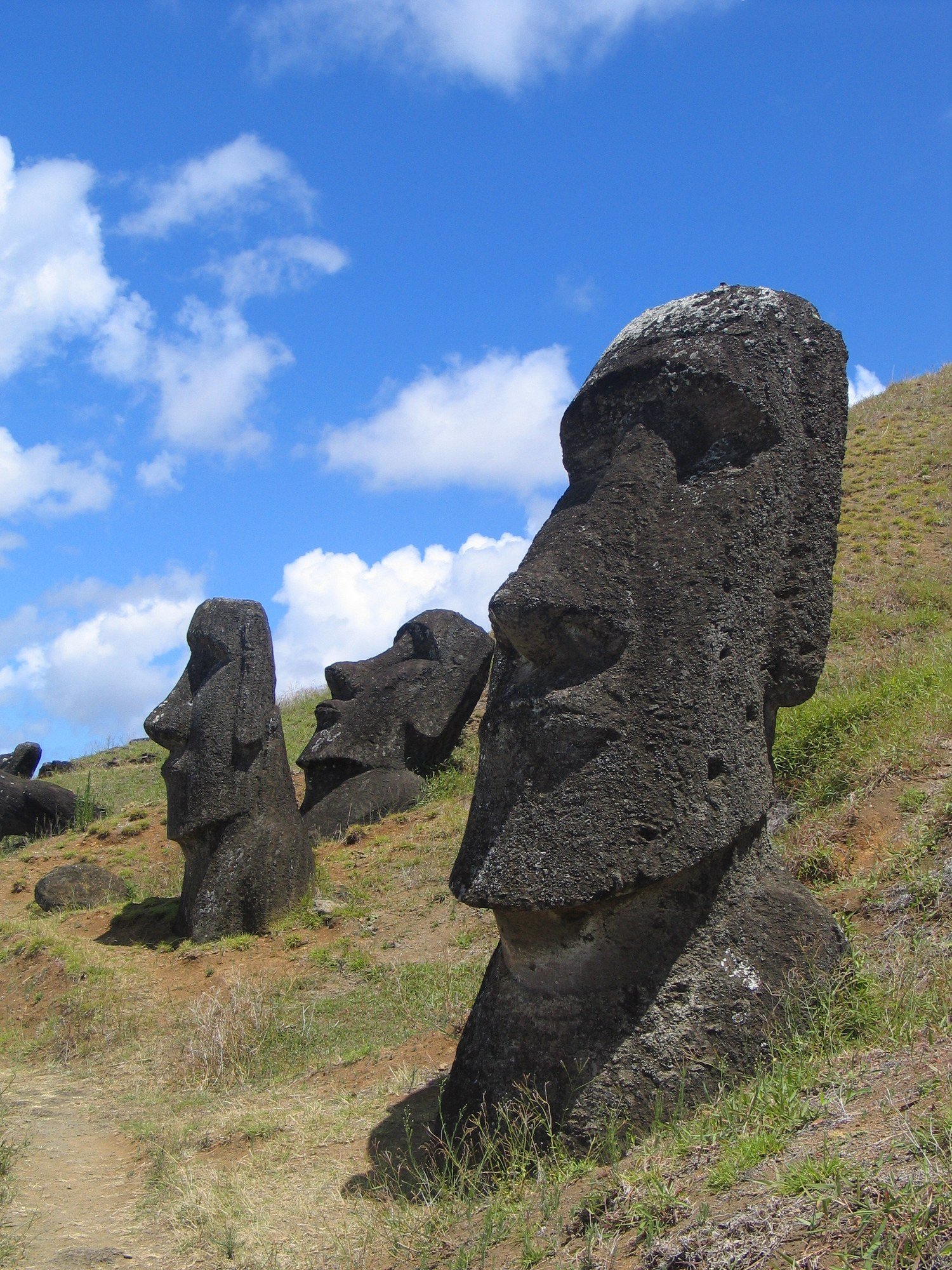 Moai by Unknown, 1400